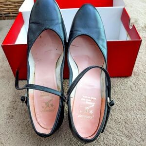 Capezio tap shoes, black,  sz 8-1/2